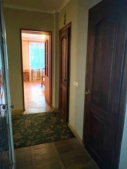 Продаж 4 кім. квартири у спокійному р-ні, вул. Раковського