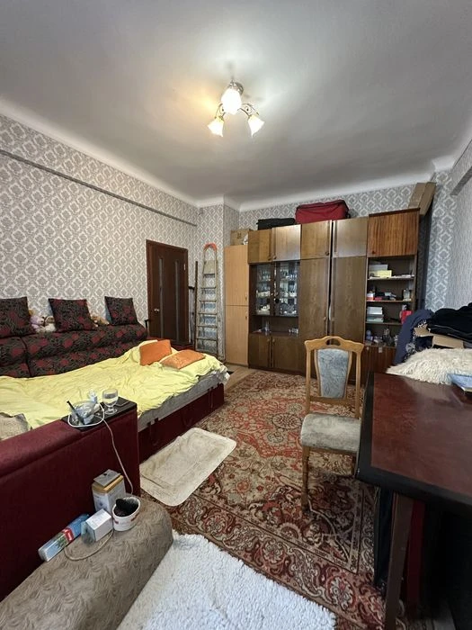 Продаж 3-кімнатної квартири у Залізничному районі м.Львова