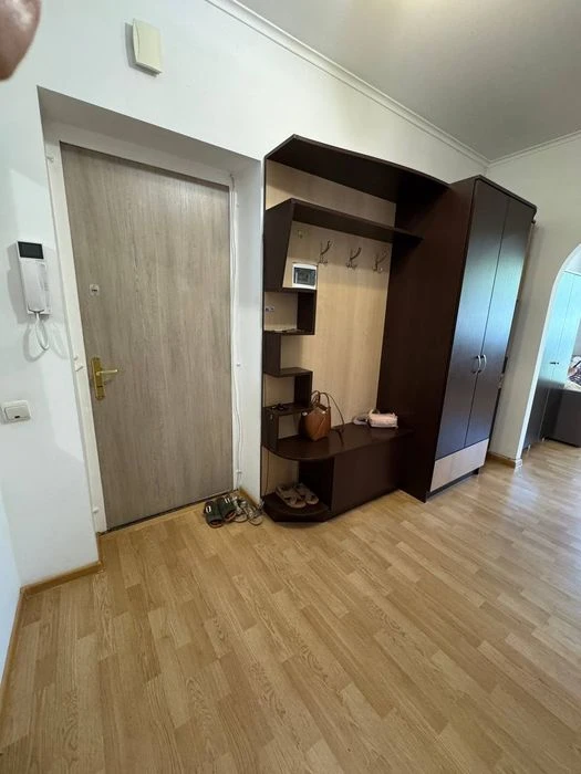Продаж 2-кімнатної квартири 61.6 м.кв., вул. Дж. Вашингтона