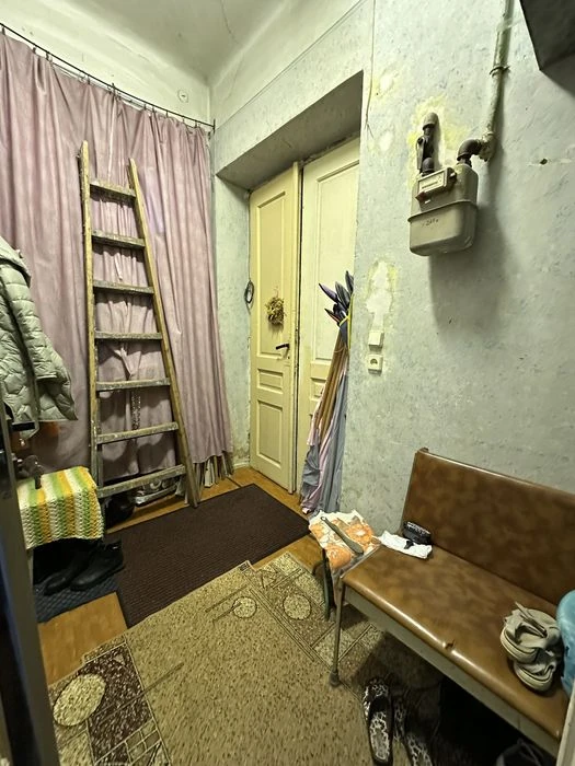Продаж 3-кімнатної квартири 65.8 м.кв., вул Личаківська