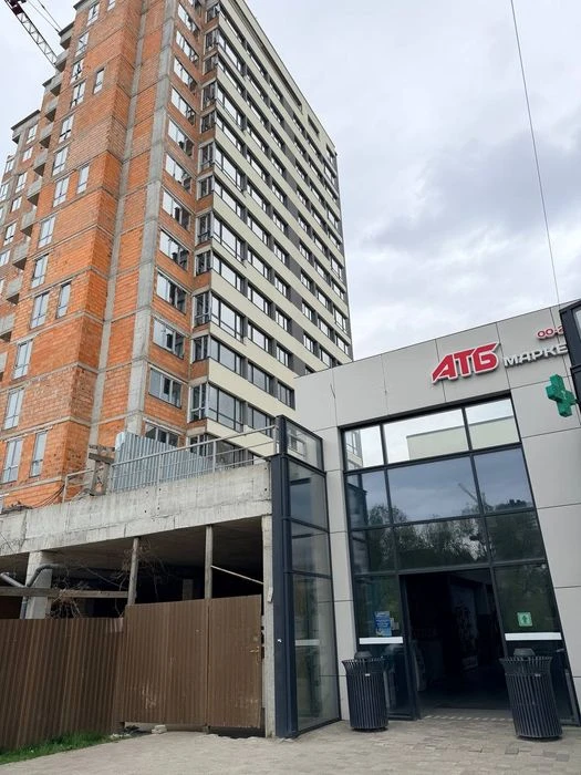 Продаж 2-кімнатної квартири 62 м.кв., вул Очеретяна ЖК Strim