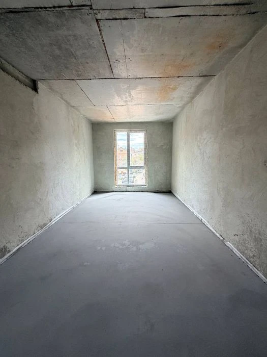Продаж 2-кімнатної квартири 62 м.кв., вул Очеретяна ЖК Strim