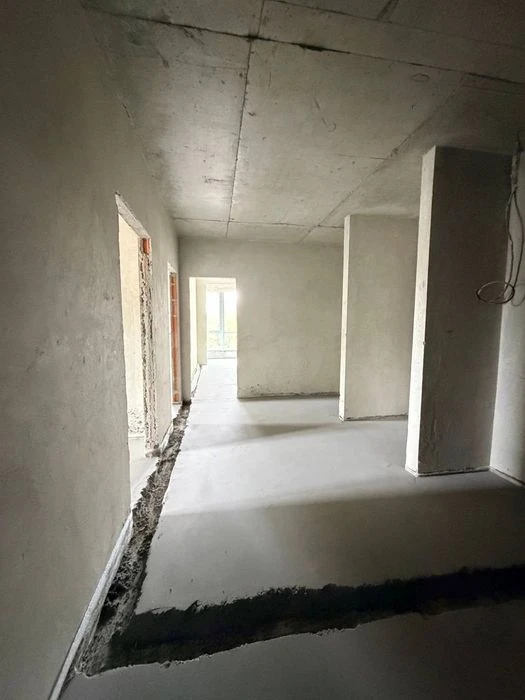 Продаж 2-кімнатної квартири 62 м.кв., вул Очеретяна ЖК Strim