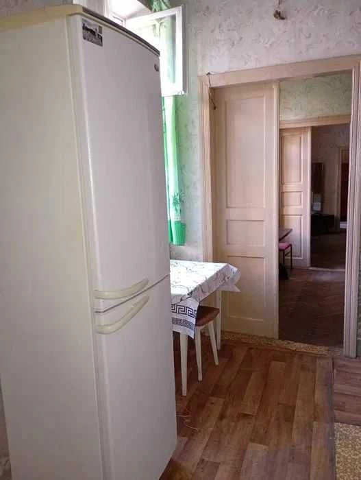 Продається простора 3-кімнатна квартира в центрі/Недорого