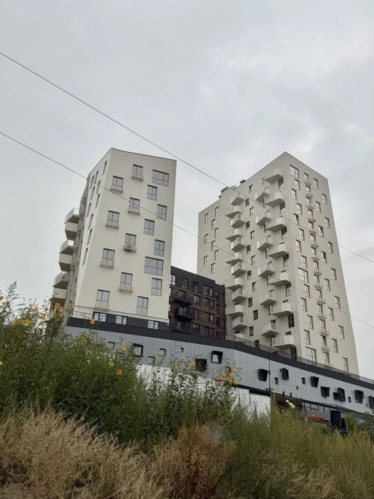Продаж 1-кім квартири в новобудові ЖК Viking Hills по вулиці