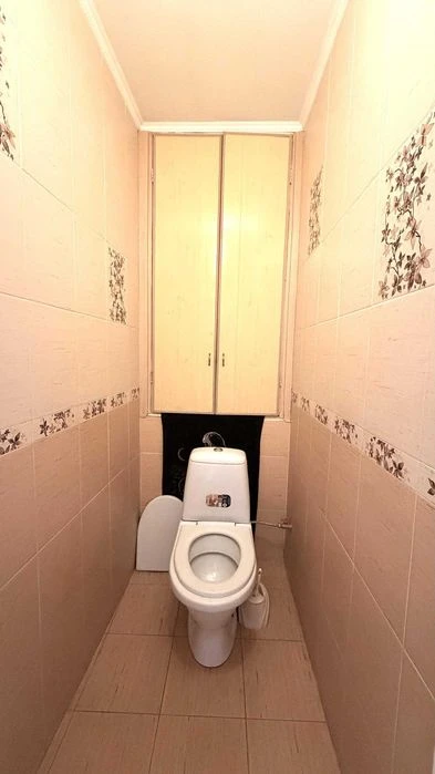 ПРОДАЖ! метро Мінська! вул. Левка Лукяненка, 18 (Тимошенка)