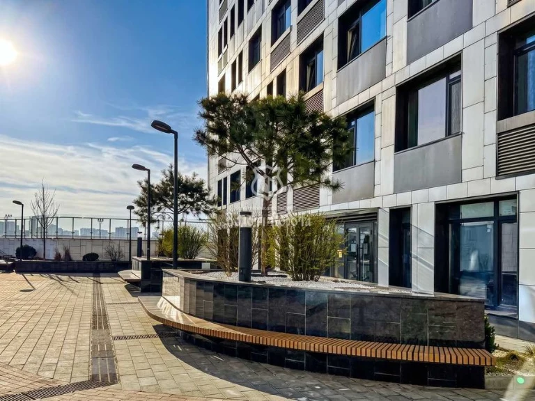 Квартира, 3к. Під ремонт. ЖК Manhattan city. пр-т Берестейсь