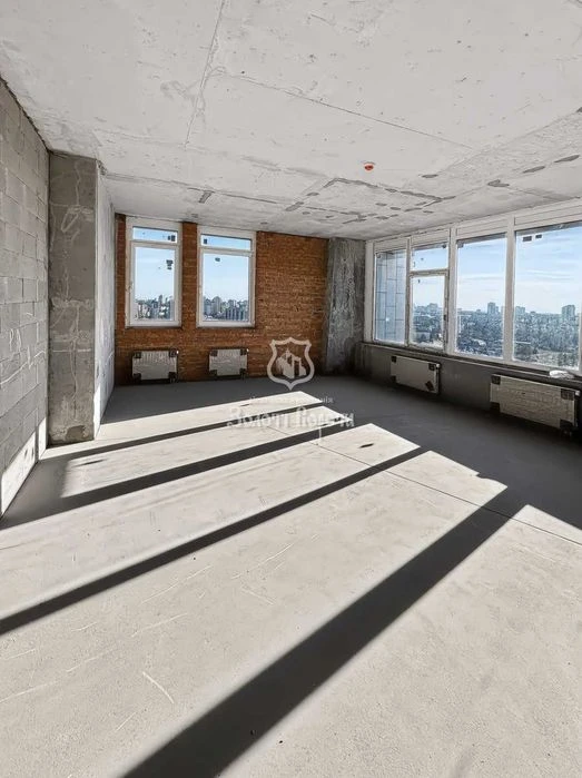 Квартира, 3к. Під ремонт. ЖК Manhattan city. пр-т Берестейсь