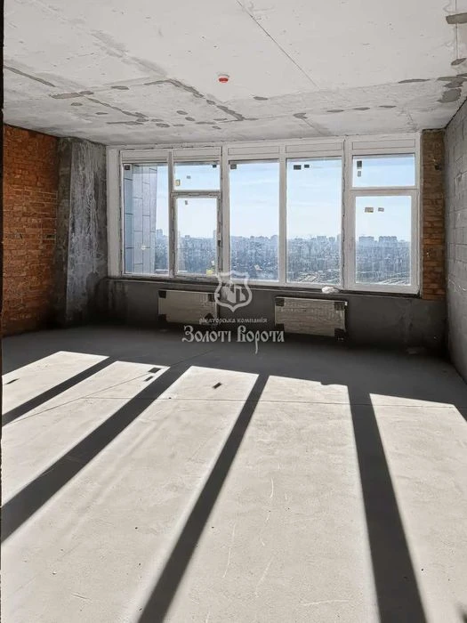 Квартира, 3к. Під ремонт. ЖК Manhattan city. пр-т Берестейсь