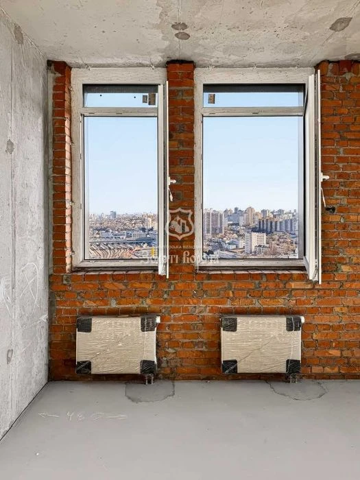 Квартира, 3к. Під ремонт. ЖК Manhattan city. пр-т Берестейсь