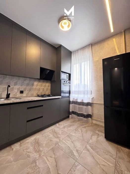 Є ГАЗ! Продаж 2к квартири з абсолютно новим ремонтом на Бере