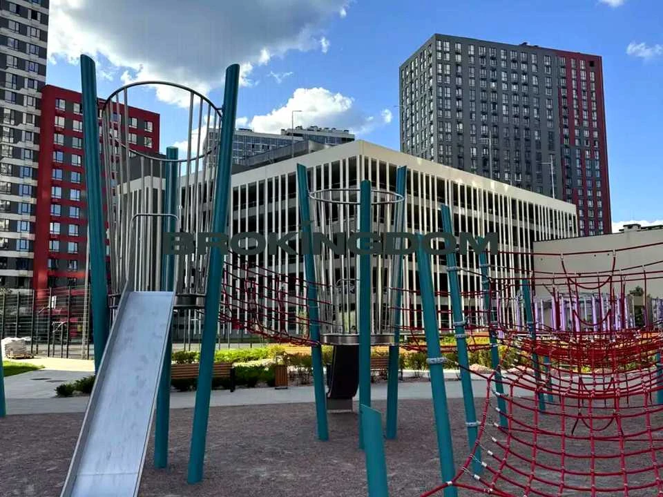 Квартира. Київ, Віктора Некрасова вул. (Північно-Сирецька)
