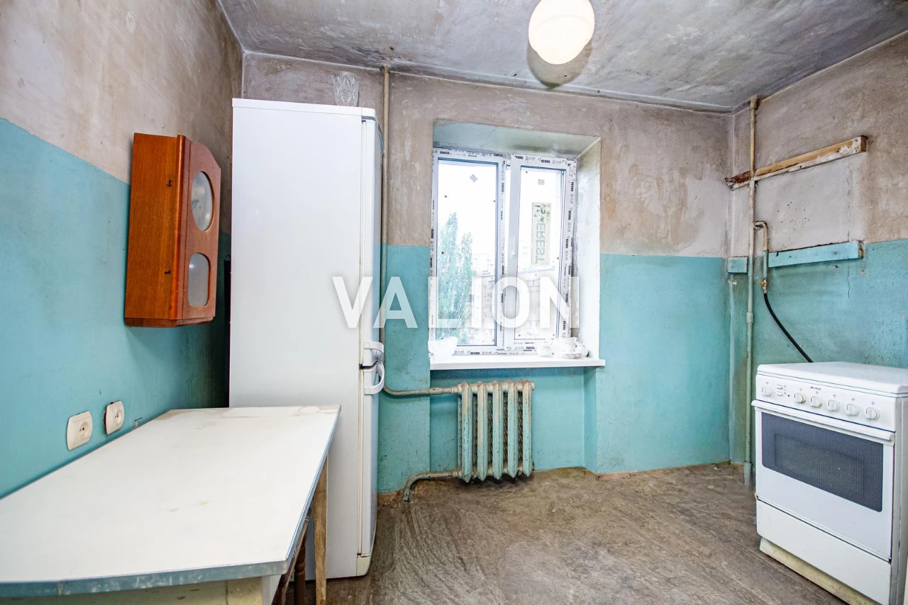Продам 2 кімнатну квартиру вул. Василя Липківського Митропол