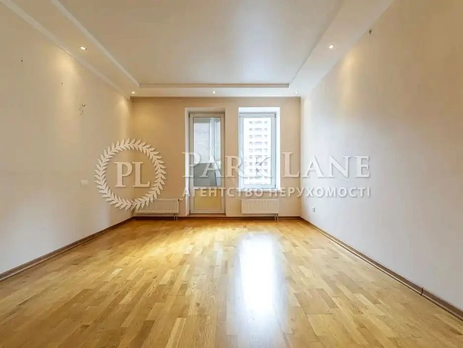 Продаж 3к квартири Лікоград вул Ю.Здановської (Ломоносова) 6