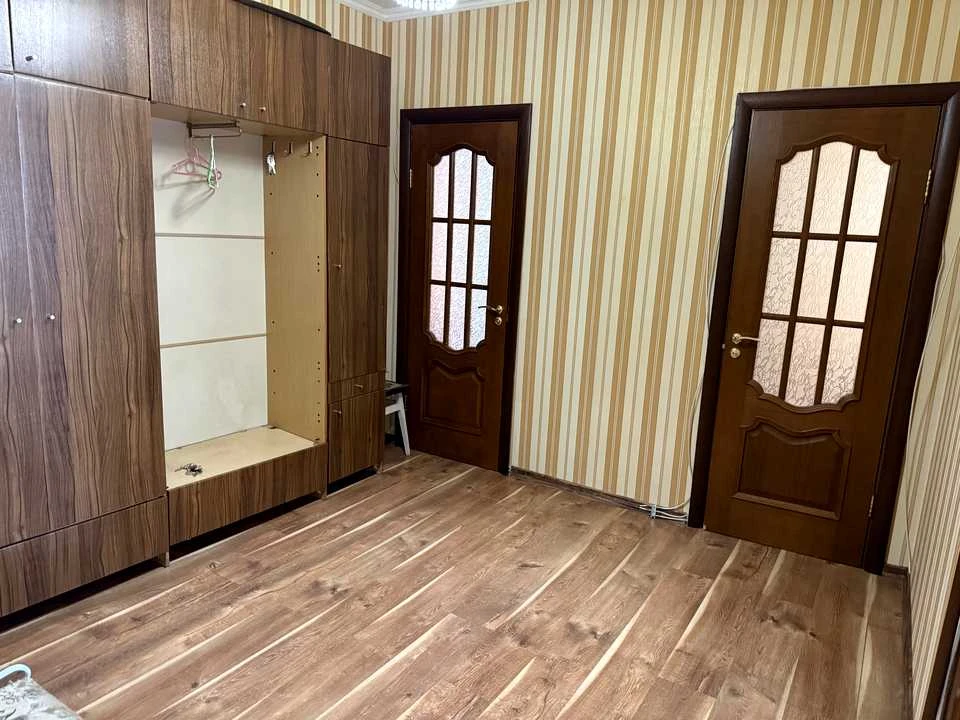 Квартира. Київ, Академіка Єфремова вул. (Командарма Уборевич