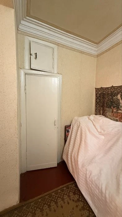 Продам 3х ком сталинку!
