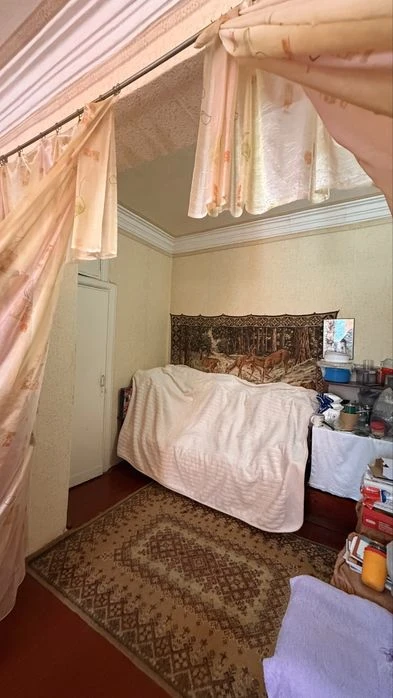Продам 3х ком сталинку!