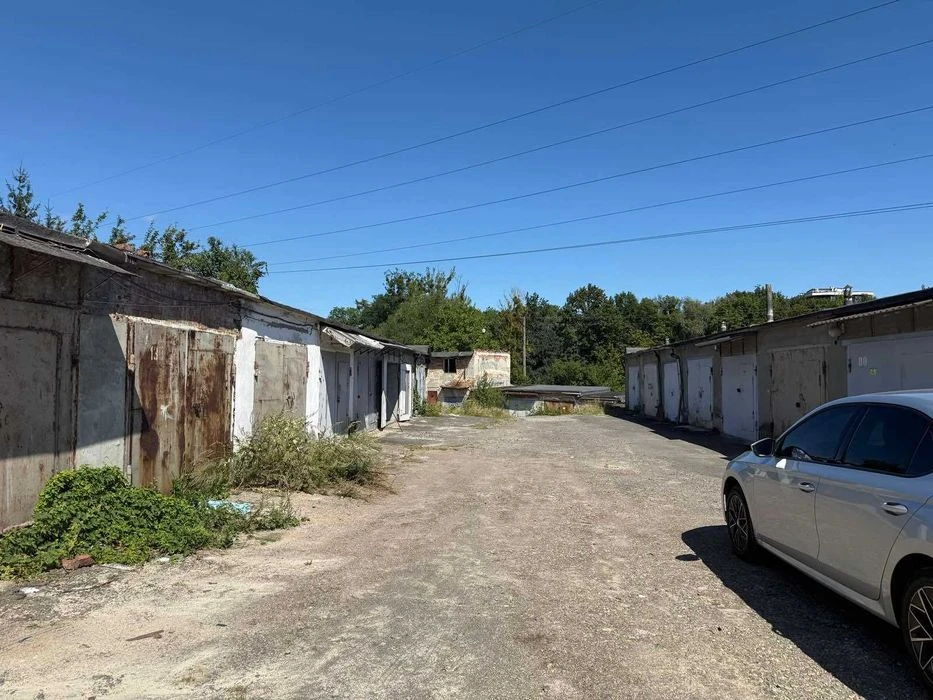 Продаж гаража по вулиці Аркаса, цегляний