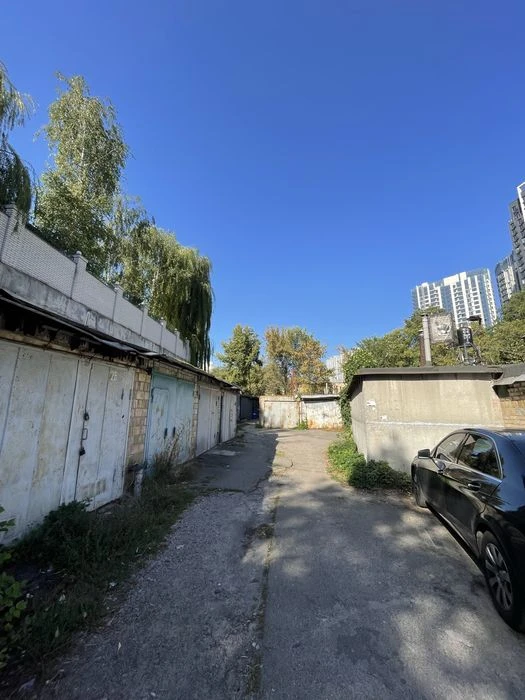 Продаж Гараж - ГБК Дружба-2 Залізничне шосе 39 Звіринецька,
