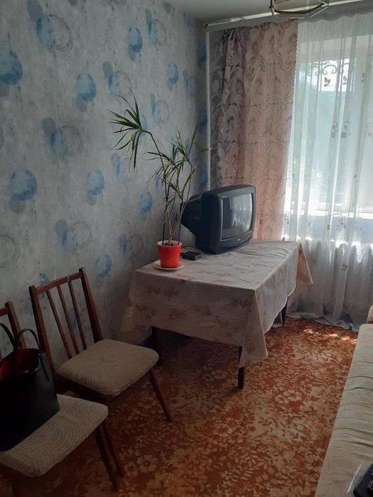 Косіора_Осіня продаж  2х ком.квартира  для життя   або  бізн