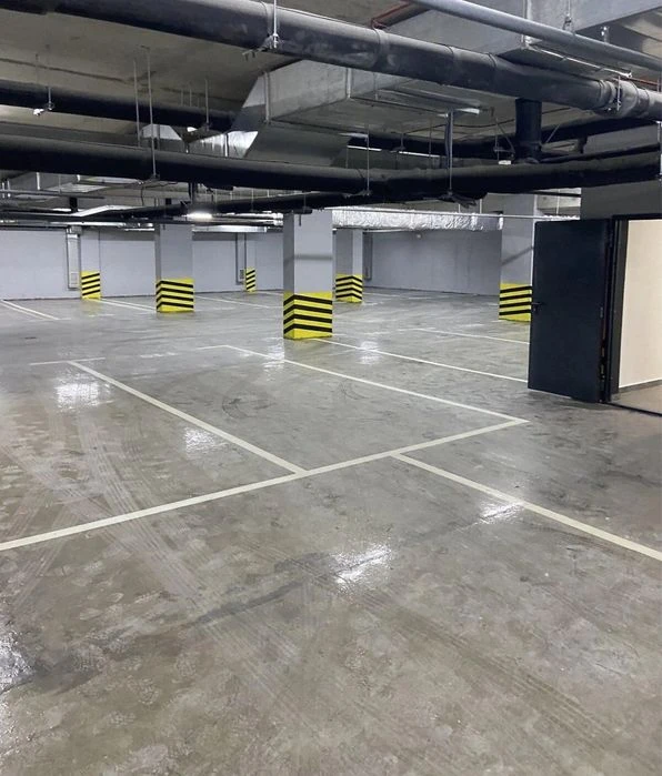 Продам паркінг в жк Олеся Гончара