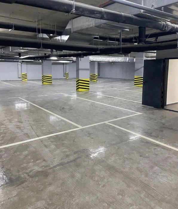 Продам паркінг в жк Олеся Гончара