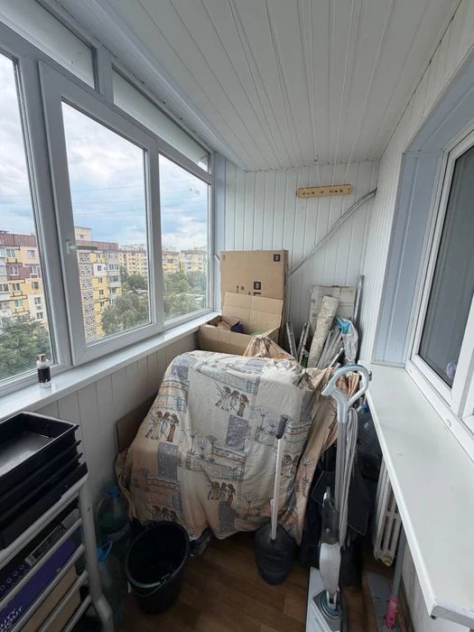 Продам 2-кімнатну квартиру на Лівобережному-3, вул. Березинс