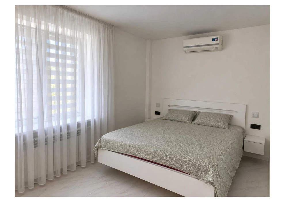 Продаж 3 к квартири район Титова, Янгеля
