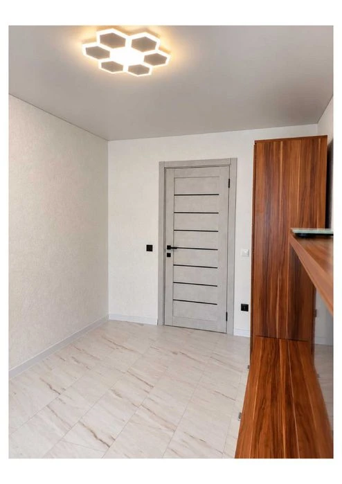 Продаж 3 к квартири район Титова, Янгеля