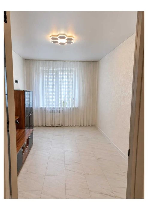 Продаж 3 к квартири район Титова, Янгеля