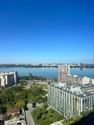 Продам видову 1-к квартиру з авторським ремонтом у ЖК «Небо»