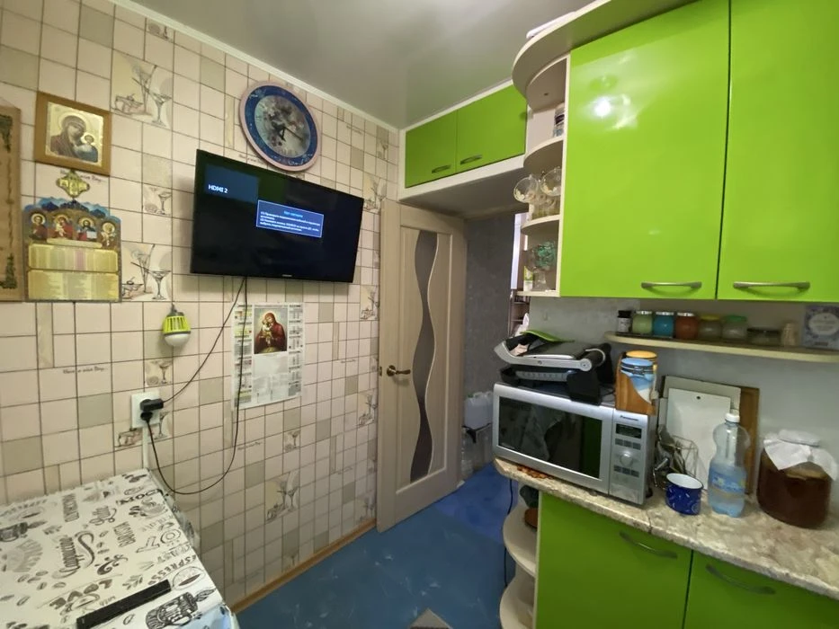 Продается 3-х к. квартира по ул Океановская в Корабельном ра