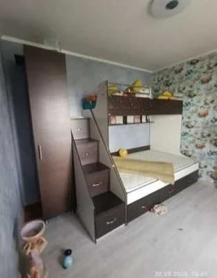 Продам 2 комн. кв. метро Индустриальная, ул. Роганская
