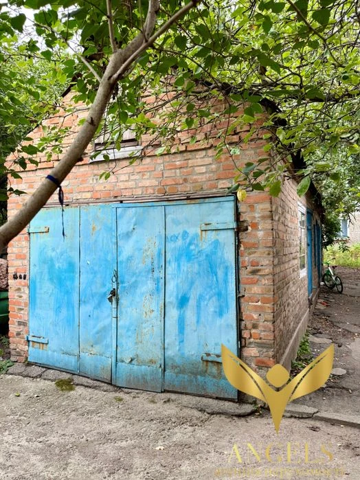 Продаж 6-кімнатного будинку з можливістю розділу на два вход
