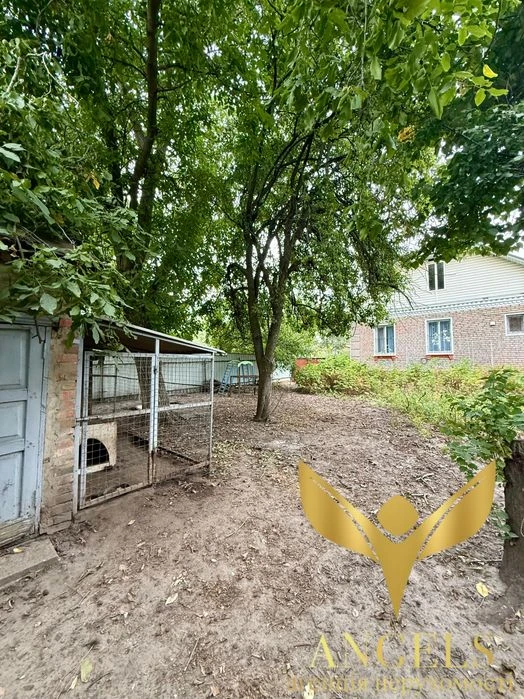 Продаж 6-кімнатного будинку з можливістю розділу на два вход