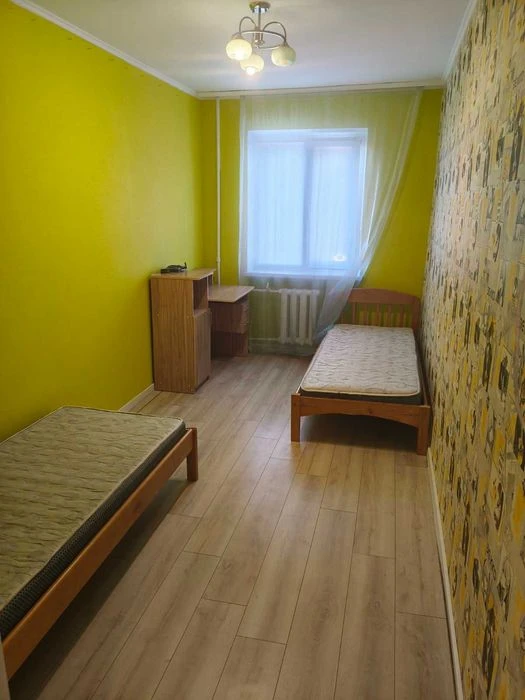 Без %. 3 кімнати роздільні, 2 поверх, Газ. 10 мін до центра,