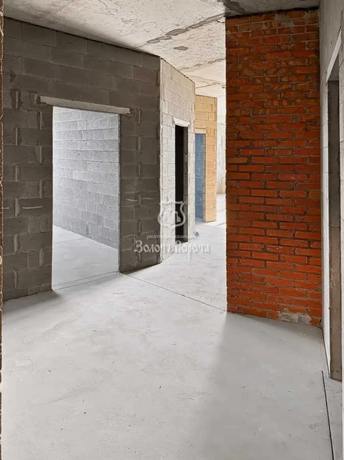 Продаж 3-кімнатної квартири 92.9 м², Берестейський, 11к3