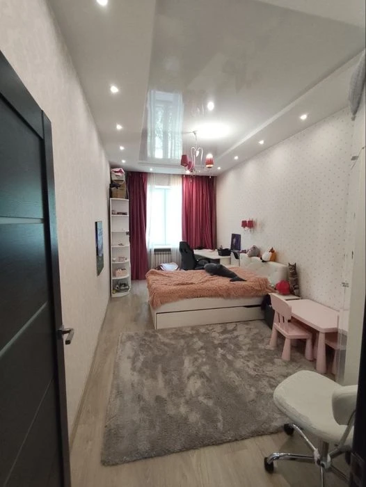 Продам 3к сталинку, центр, Карла Маркса, Парк Глобы, Озерка