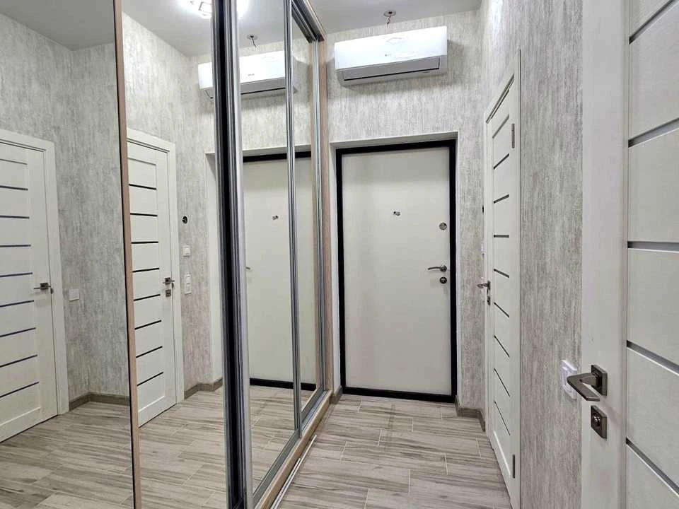 Квартира. Одеса, Академіка Філатова вул., 2 к