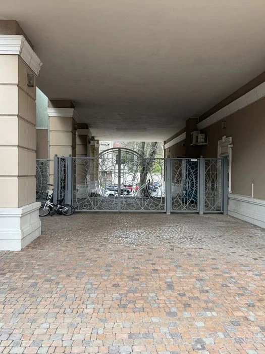 Exclusive sale! First floor Eurodvushka 51 m2. Repair 2026