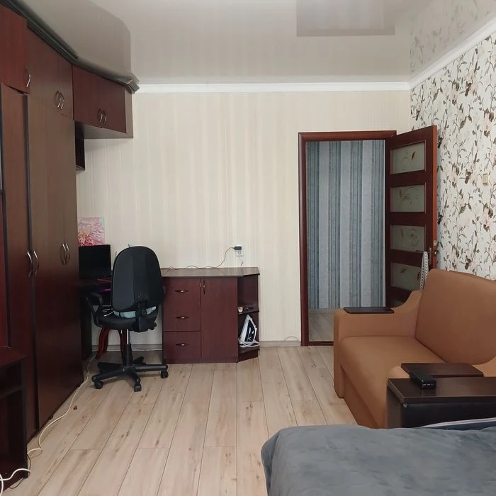 Продаю 1кв.Северный хороший ремонт, просторная 26500$