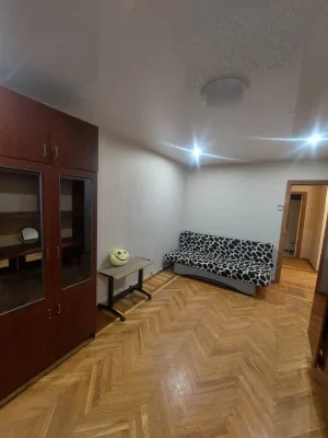Продам 1к квартиру улучшенной планировки метро Холодная гора