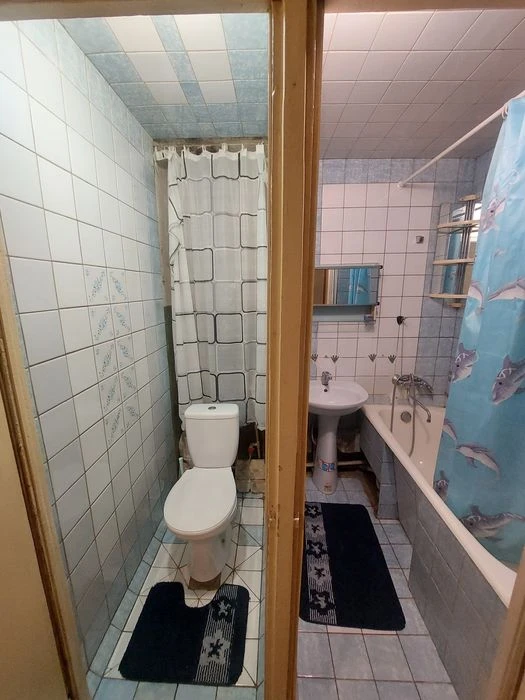 Продам 1к квартиру улучшенной планировки метро Холодная гора