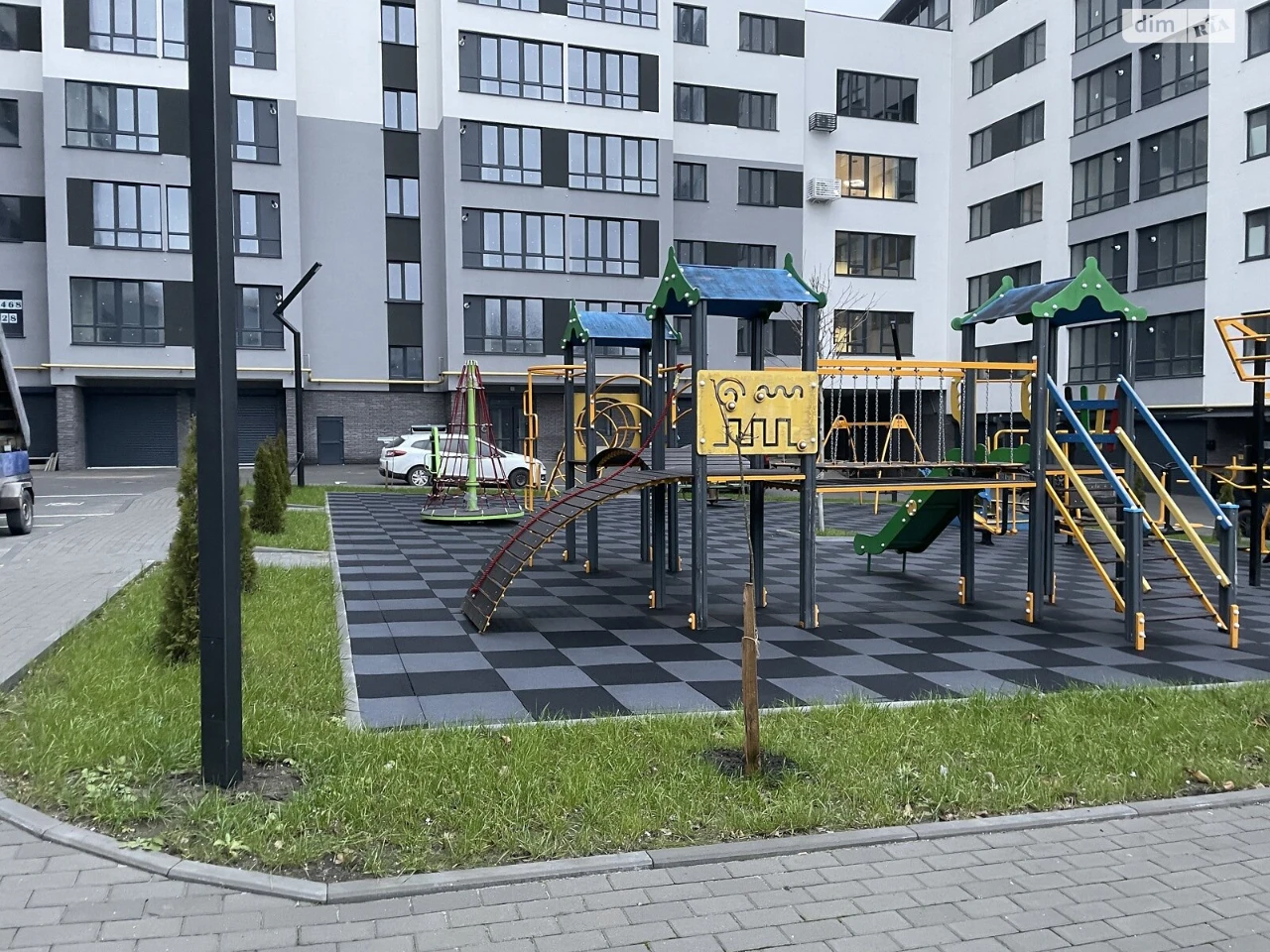 Продаж Квартира Виставка