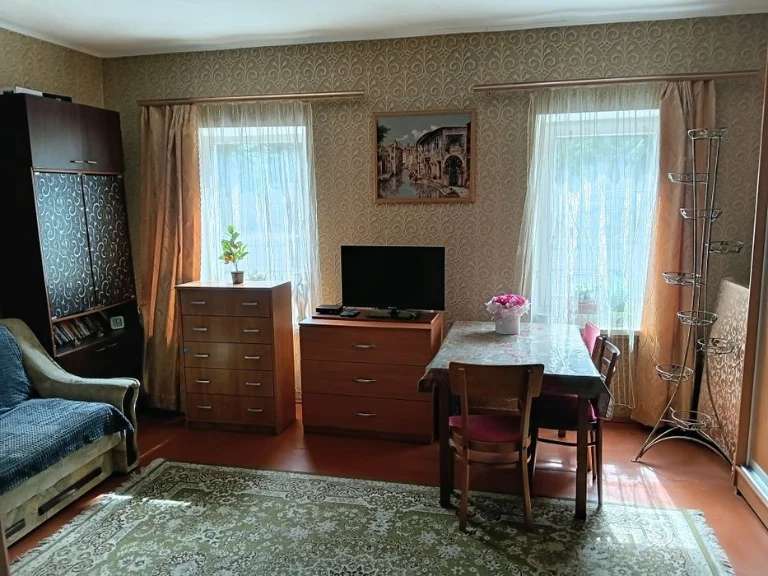 Продам частину будинку у Центрі м. ЖИТОМИР
