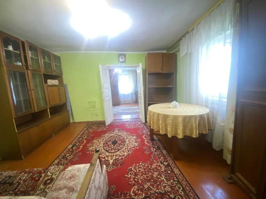 Продаж  будинку - 104 м., всі зручності ,  вулиця Саєнка  .