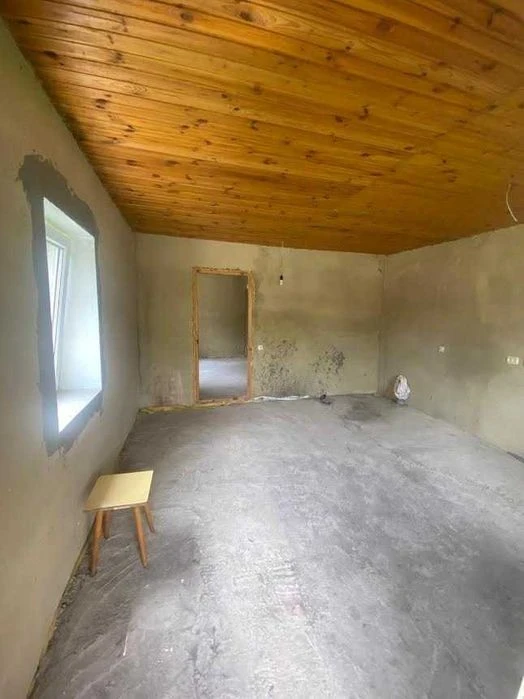 Продаж  будинку - 104 м., всі зручності ,  вулиця Саєнка  .
