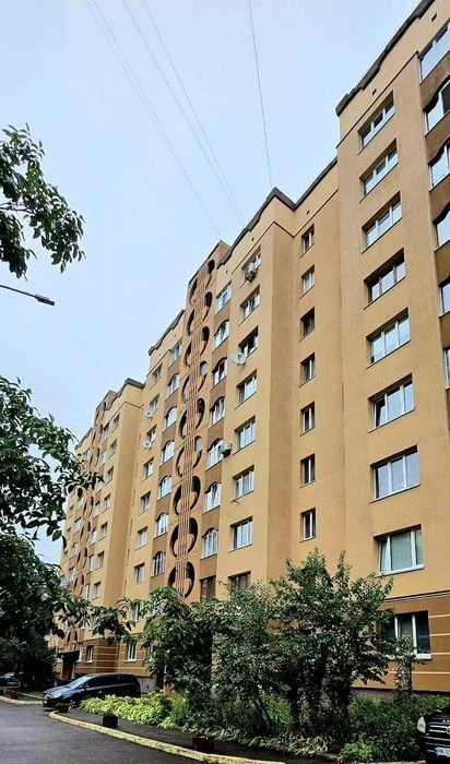 Однокімнатна квартира,  заїжджай і живи