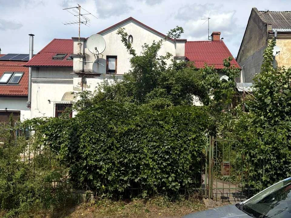 Будинок. Львів, Анатолія Вахнянина вул.