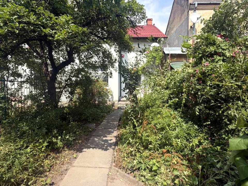 Будинок. Львів, Анатолія Вахнянина вул.